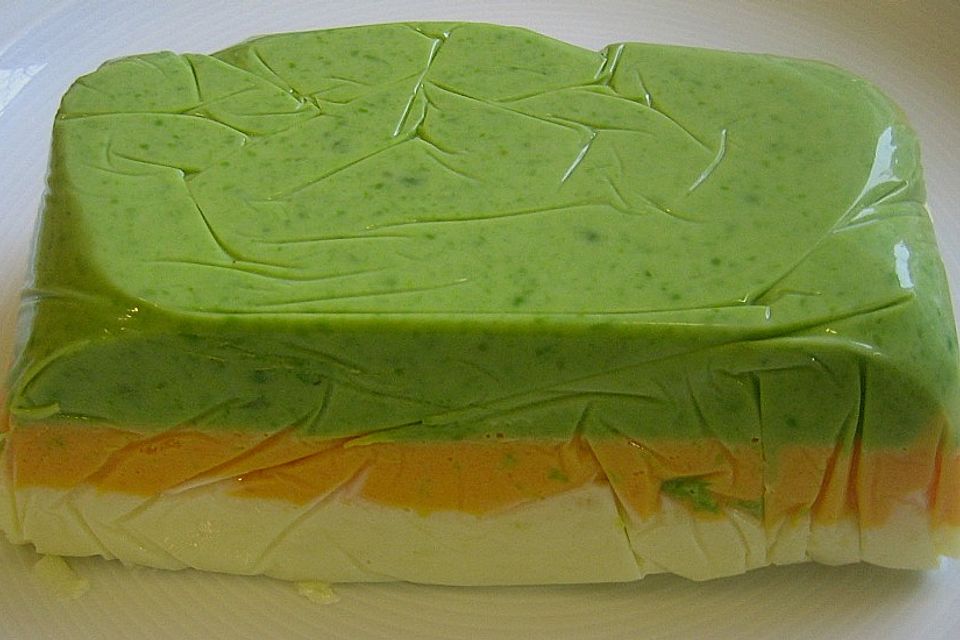 Kartoffel-Möhren-Erbsen-Terrine