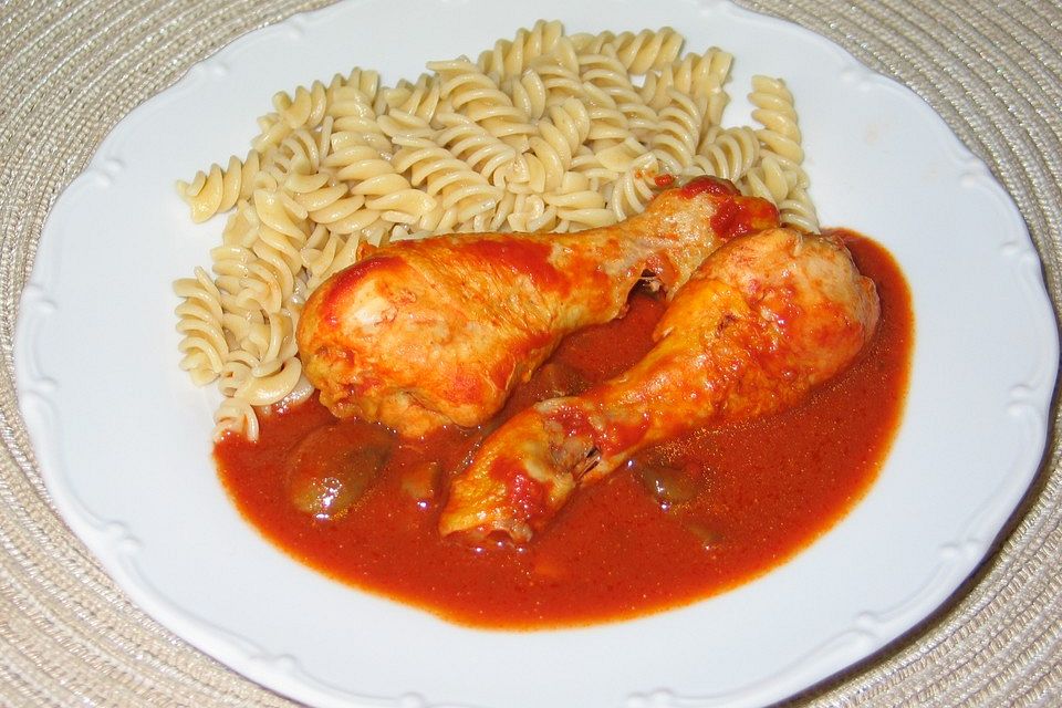 Hähnchen in Tomatensauce