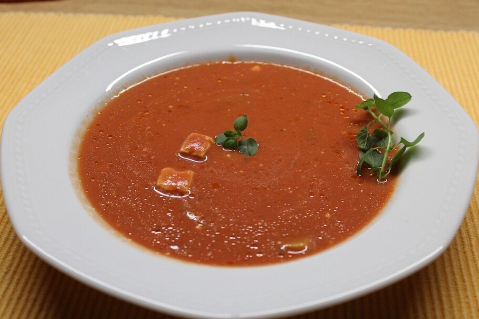 Schnelle Tomatensuppe