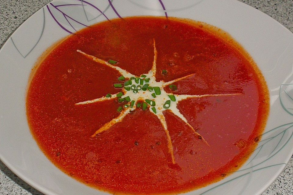 Schnelle Tomatensuppe