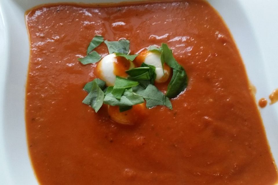 Schnelle Tomatensuppe