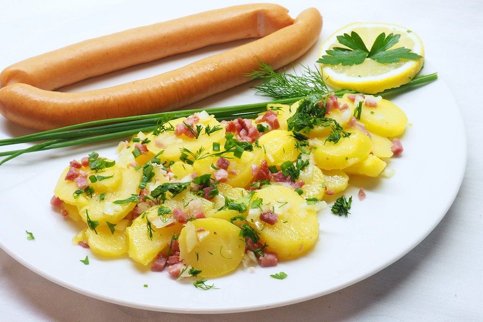 Warmer Kartoffelsalat mit Speck