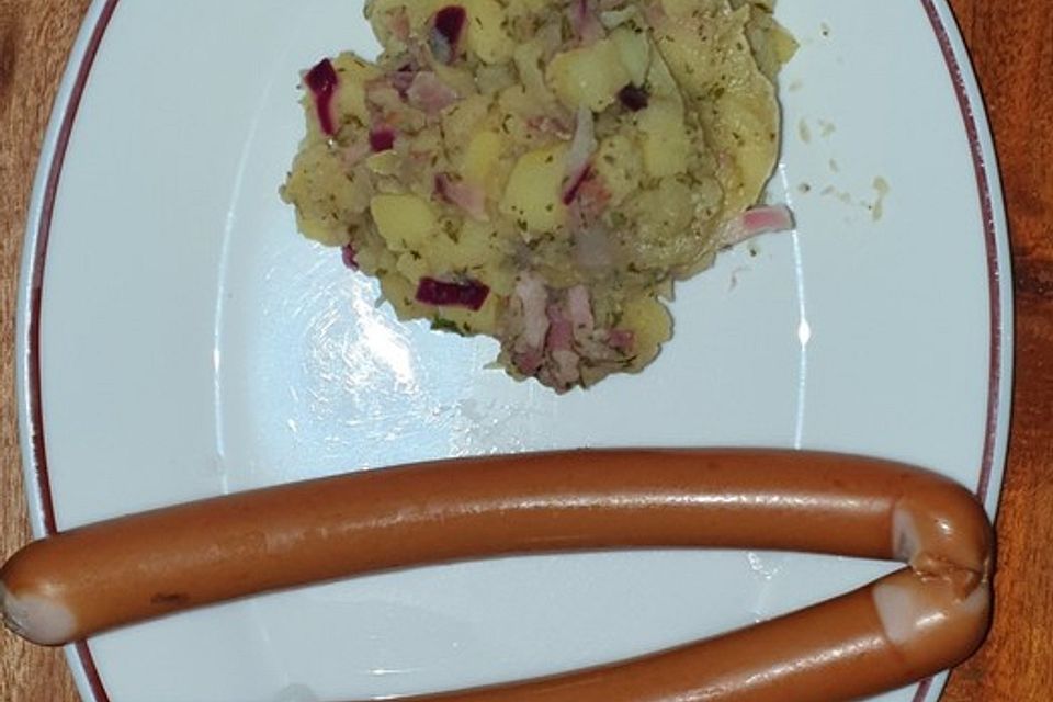 Warmer Kartoffelsalat mit Speck