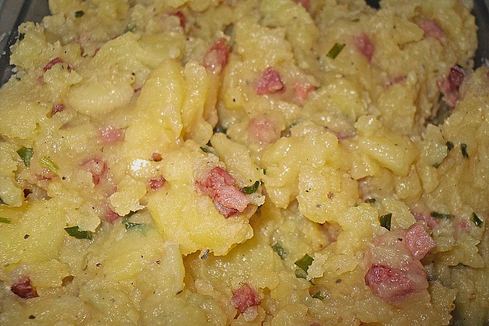 Warmer Kartoffelsalat mit Speck