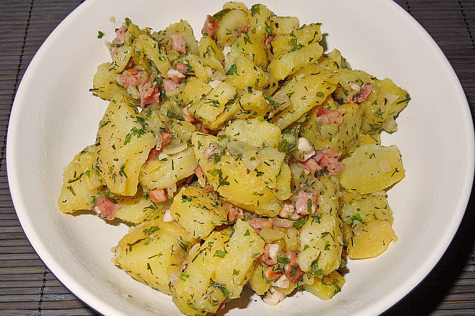 Warmer Kartoffelsalat mit Speck