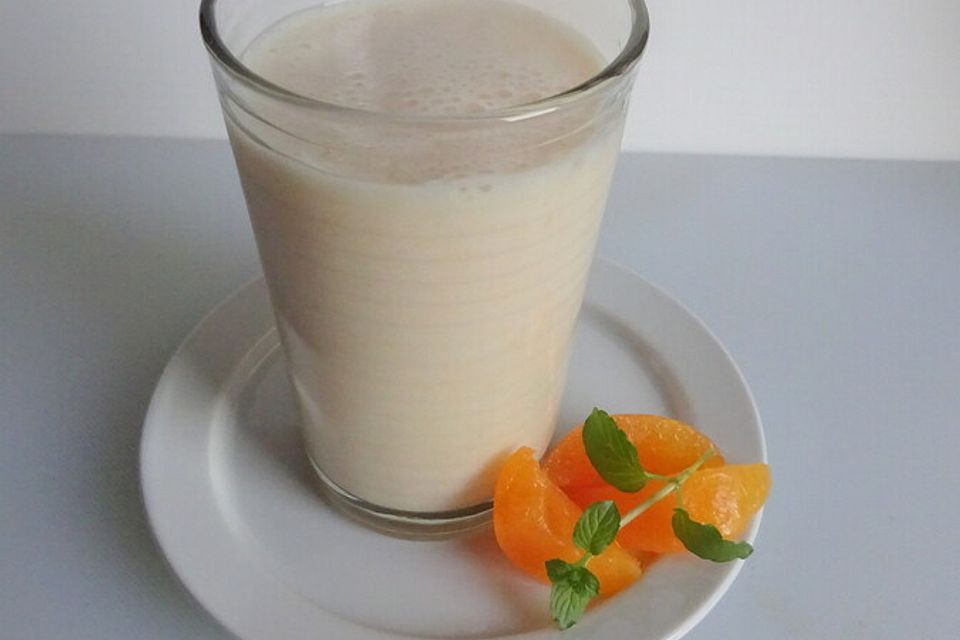 Pfirsich - Rosen  -Buttermilchshake