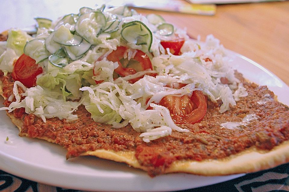 Chrissis Lahmacun