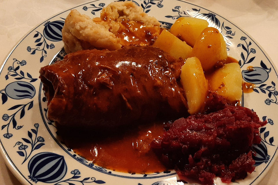 Annas Rouladen mit Seidenklößen