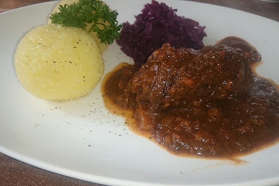 Annas Rouladen mit Seidenklößen