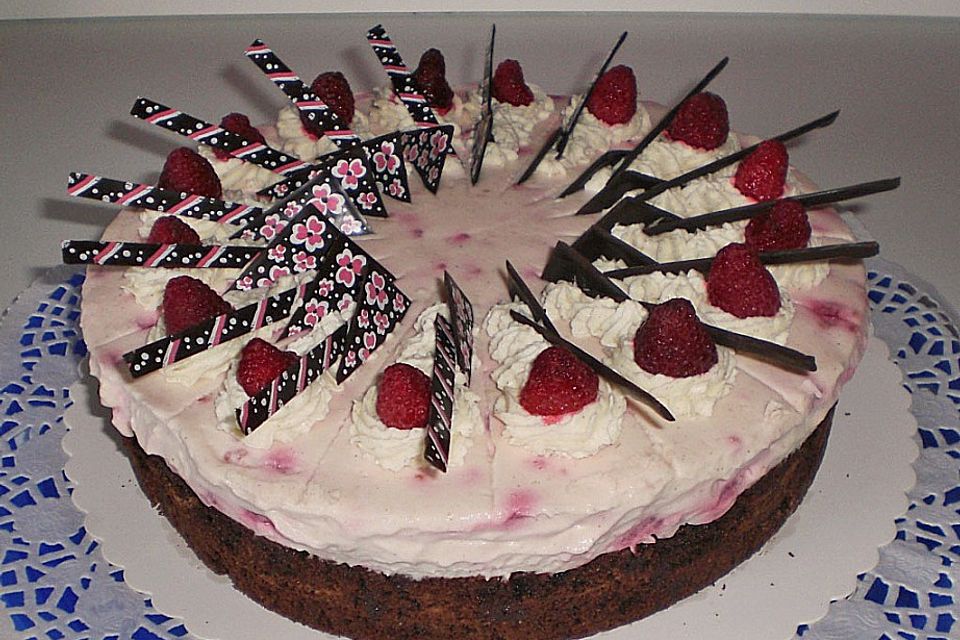 Himbeer - Schachbrett - Torte