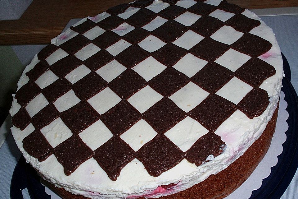 Himbeer - Schachbrett - Torte