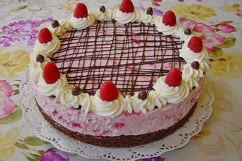 Himbeer - Schachbrett - Torte