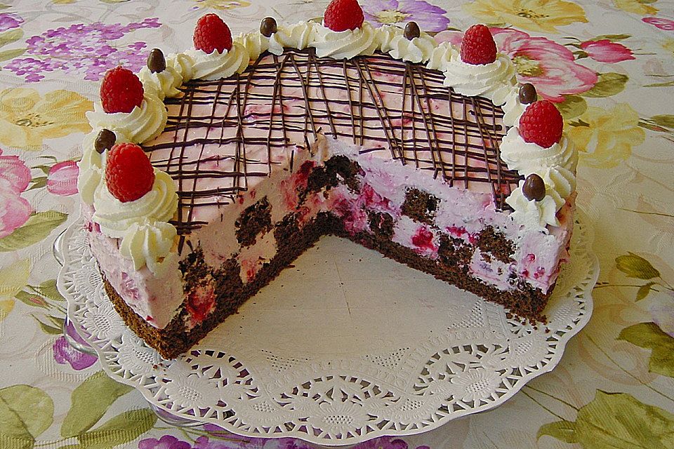 Himbeer - Schachbrett - Torte