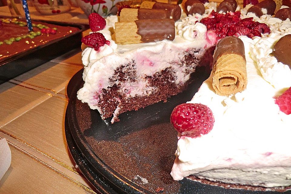 Himbeer - Schachbrett - Torte