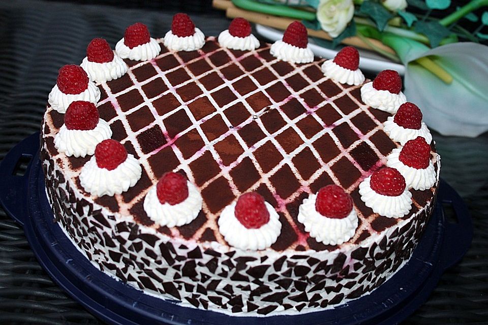 Himbeer - Schachbrett - Torte