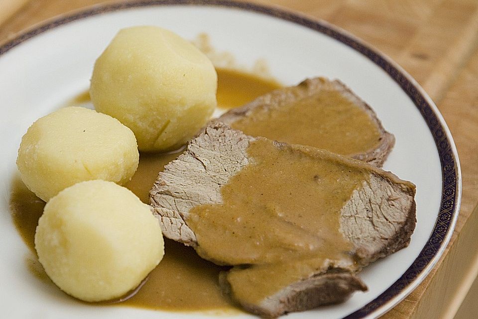 Braten in Himbeersoße