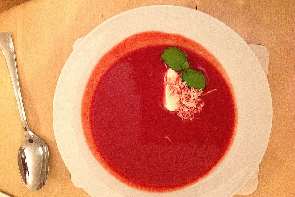 Rote Rübensuppe