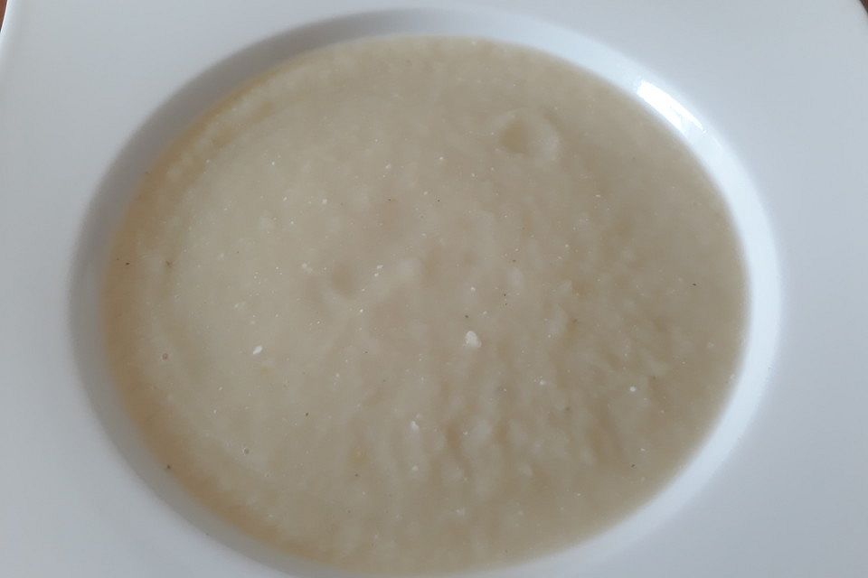 Schnelle Spargelcremesuppe