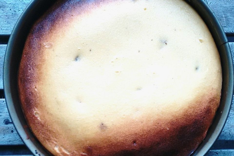 Käsekuchen mit Rosinen