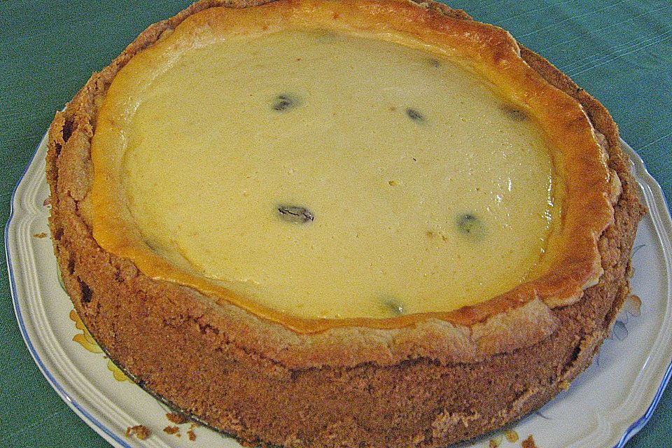 Käsekuchen mit Rosinen