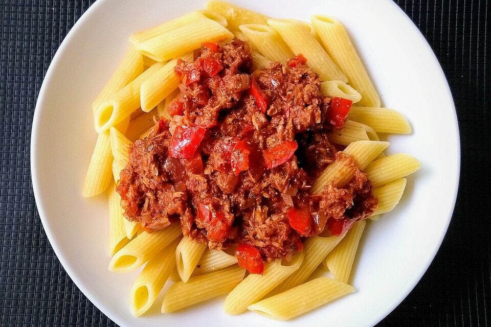 Nina´s Tomaten - Thunfisch - Pastasoße