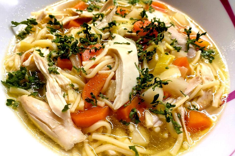 Hühnersuppe