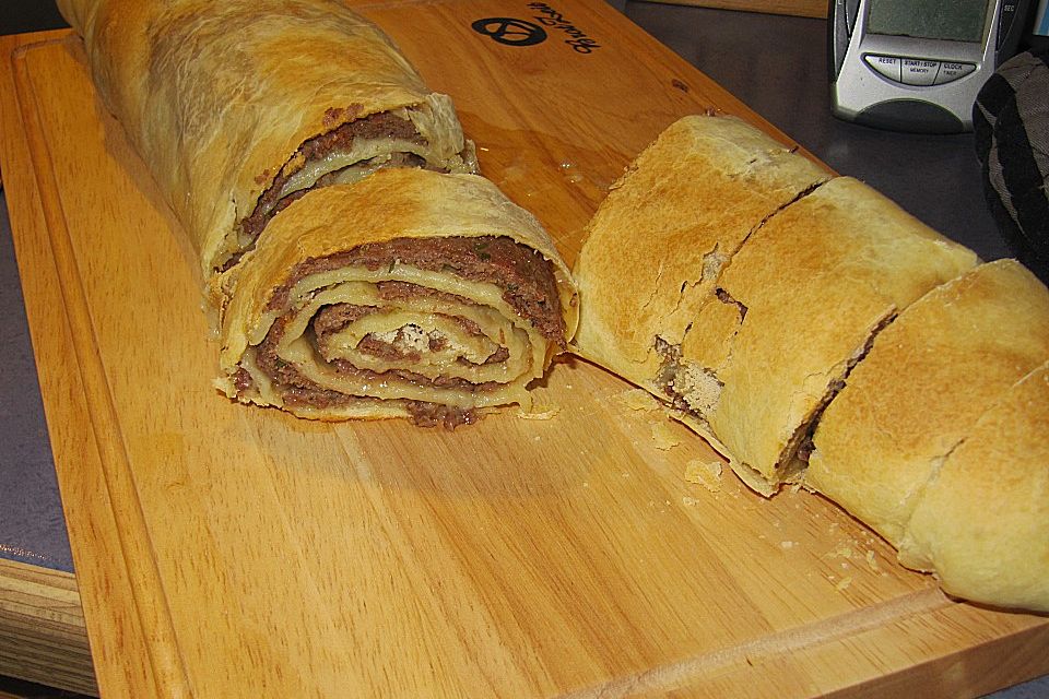 Hackfleischstrudel