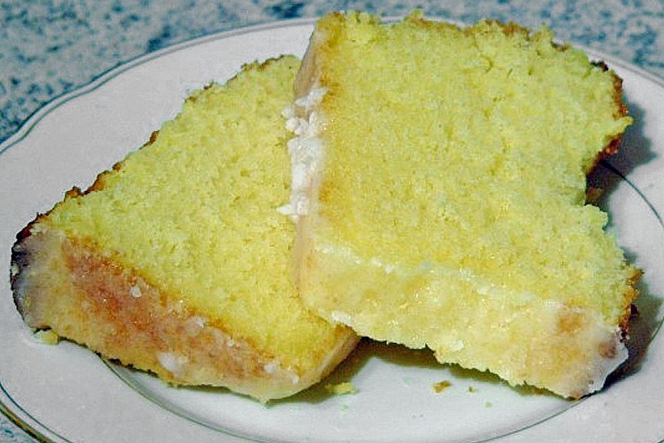 Herber Zitronen - Sekt - Kuchen