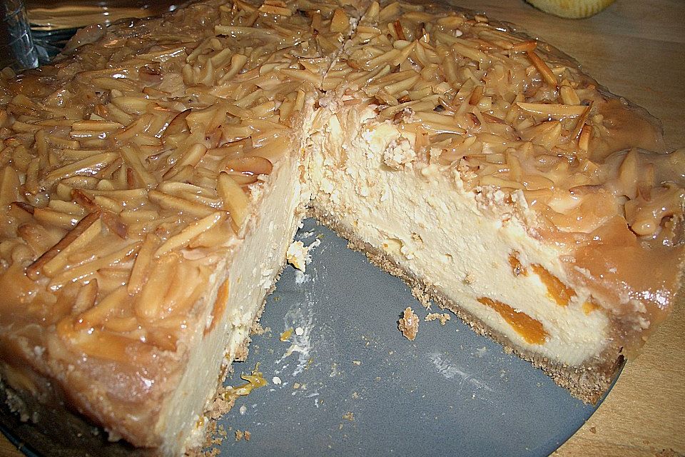 Käsekuchen mit Mandelkaramell