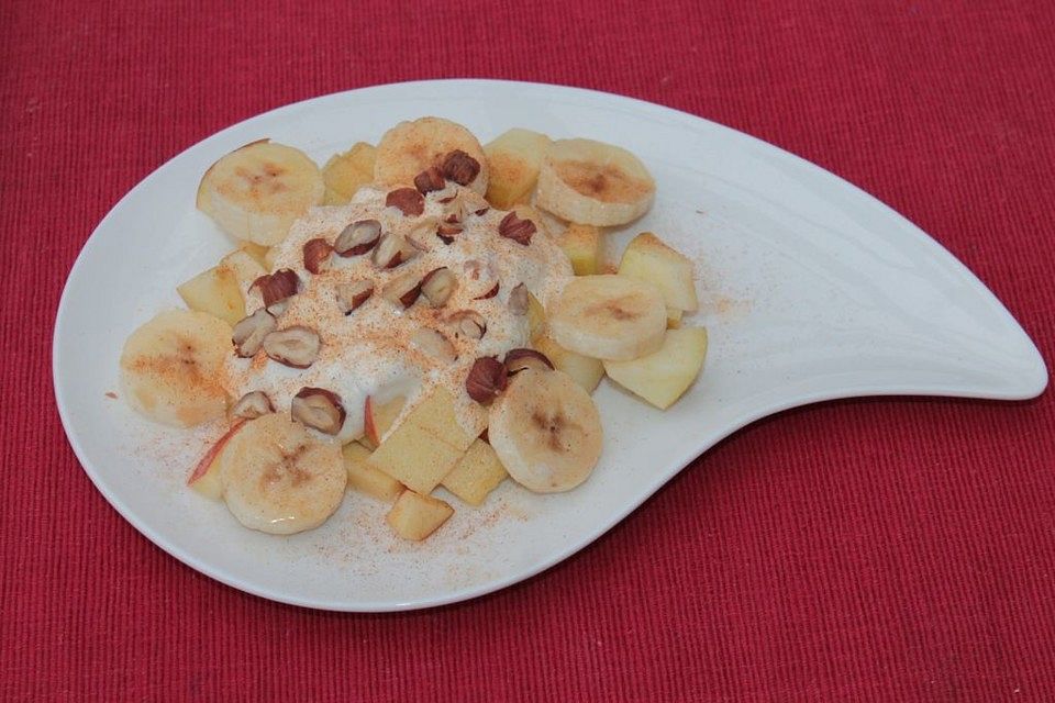 Bananen - Apfel - Salat