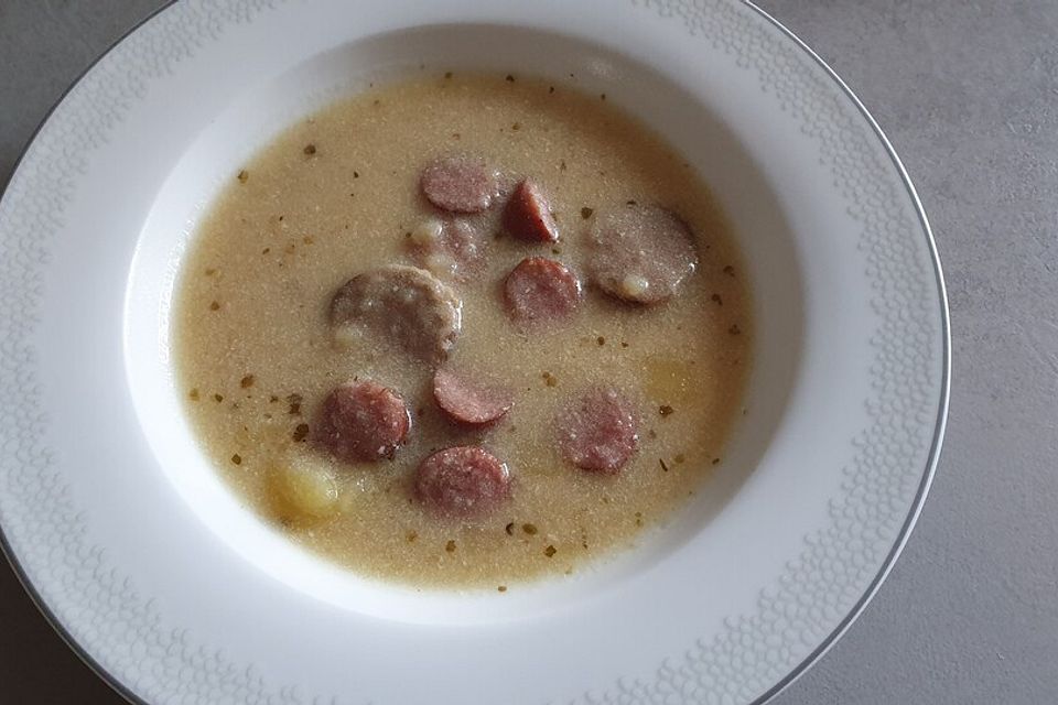 Bratwurstsuppe