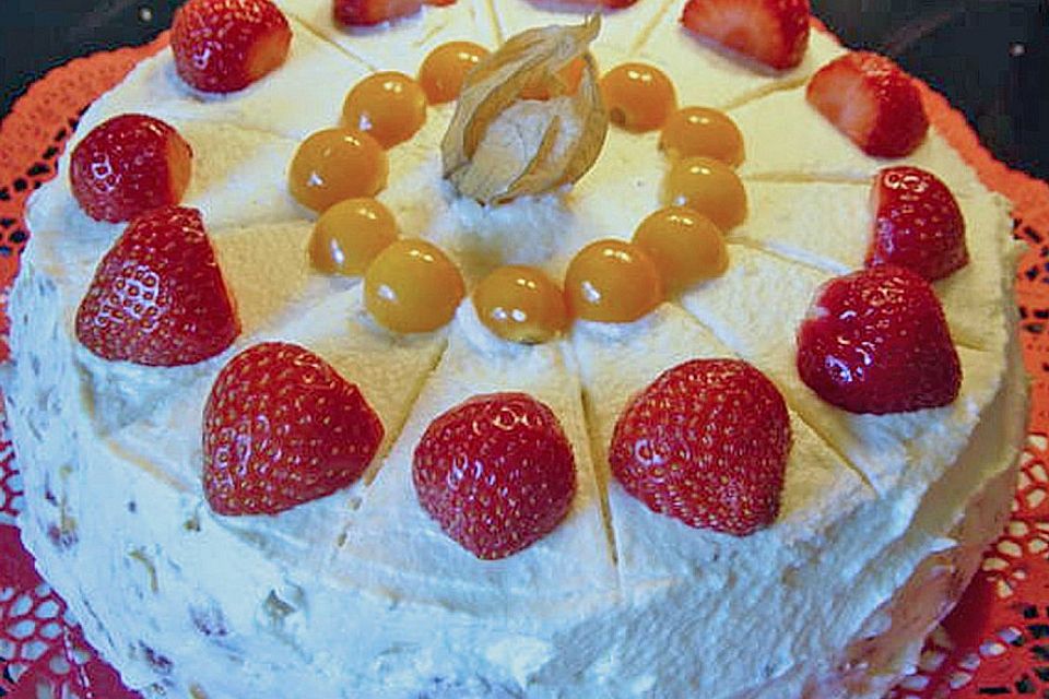 Erdbeer - Physalis - Torte