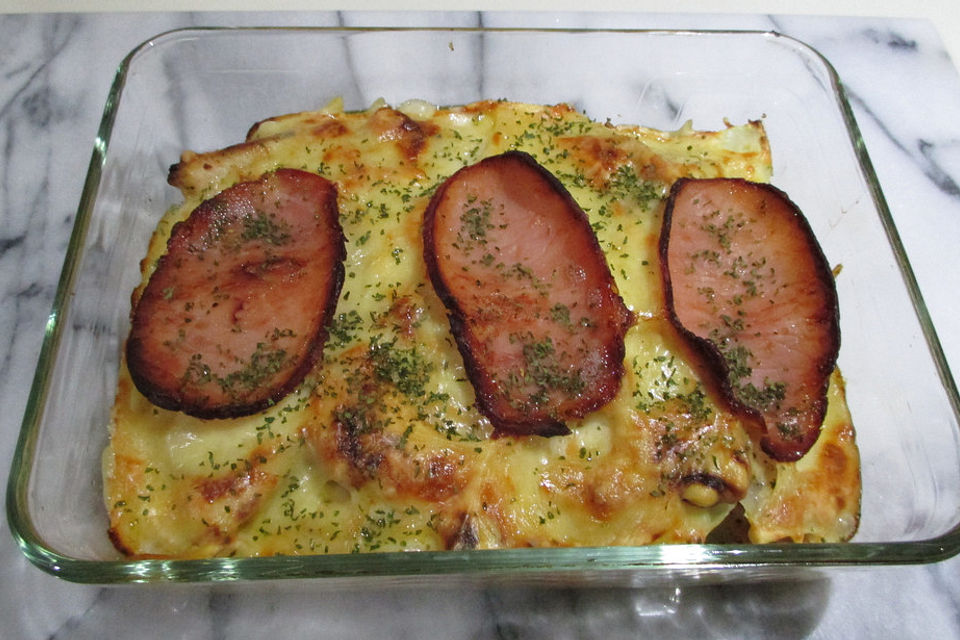 Kohlrabigratin mit Hähnchenbrust