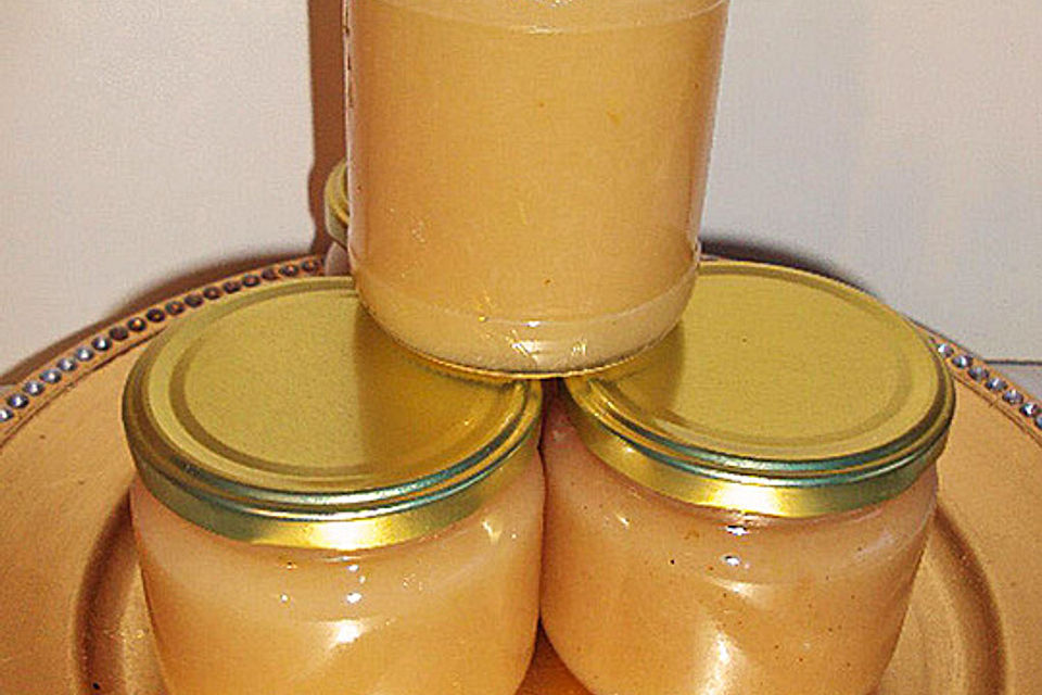 Birnenmarmelade mit Karamell