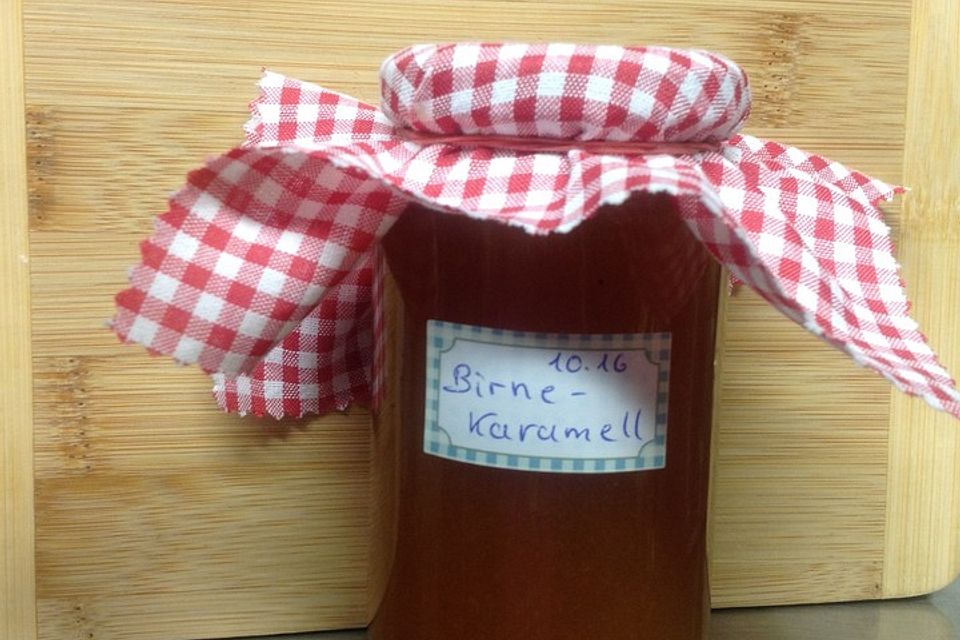 Birnenmarmelade mit Karamell