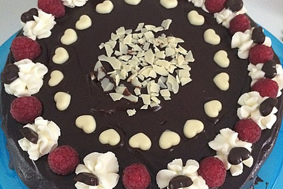 Super schnelle Himbeertorte