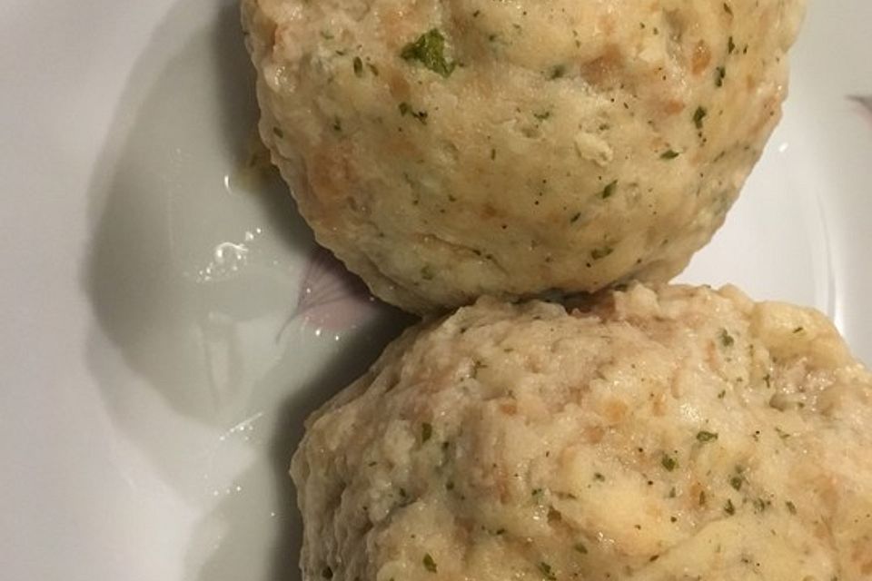 Bayrische Semmelknödel