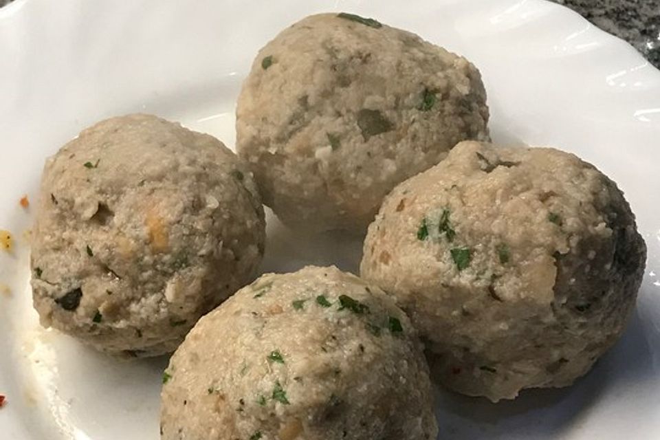 Bayrische Semmelknödel