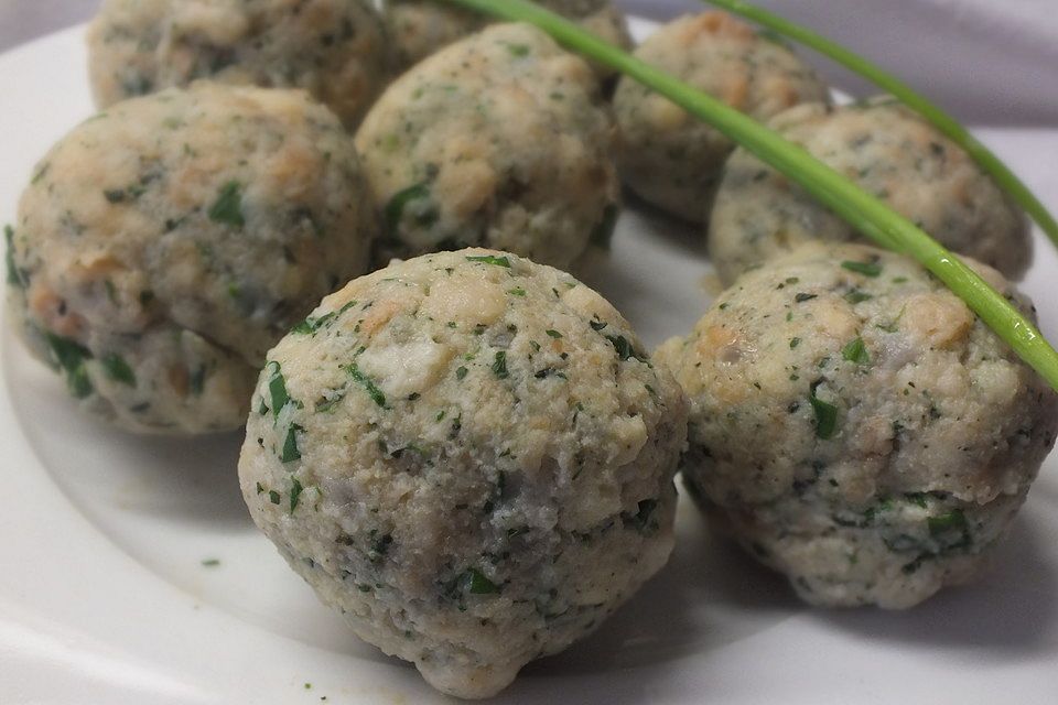 Bayrische Semmelknödel