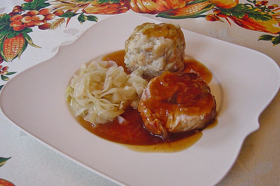 Bayrische Semmelknödel