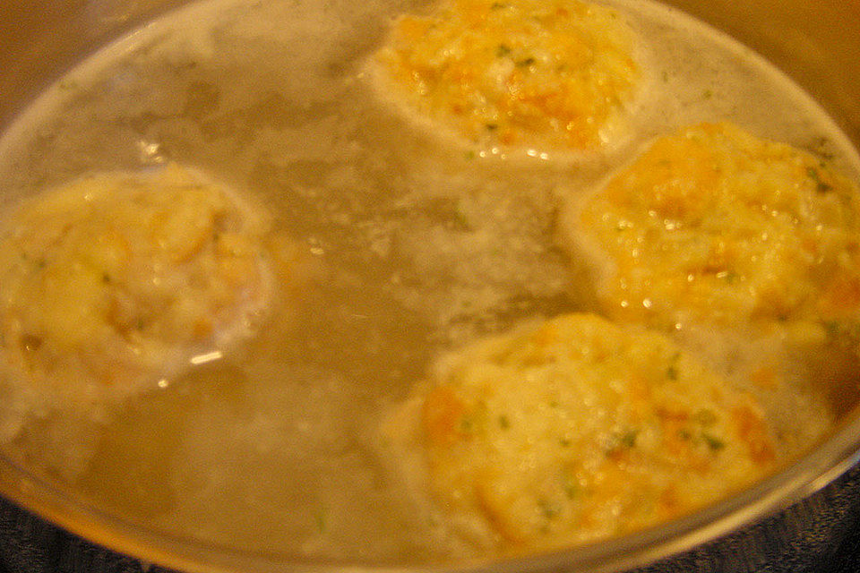 Bayrische Semmelknödel