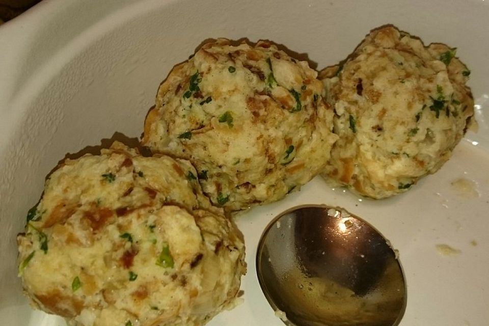 Bayrische Semmelknödel