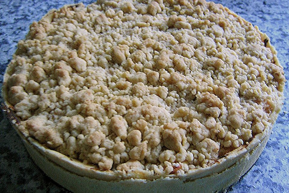 Cinnamon Crumble Apple Pie