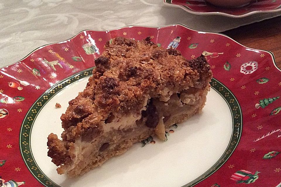 Cinnamon Crumble Apple Pie