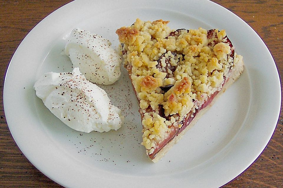 Zwetschgenkuchen mit Streusel