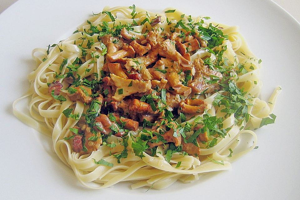 Spaghetti mit Pfifferlingen