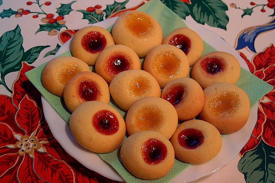 Plätzchen mit Marmelade