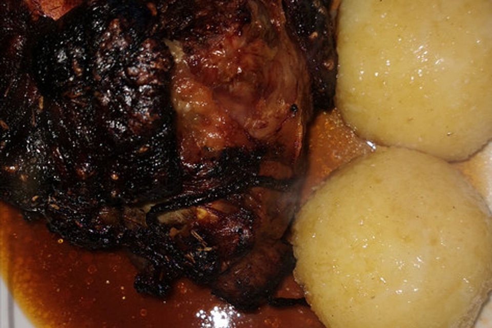 Schweinshaxe bayrisch