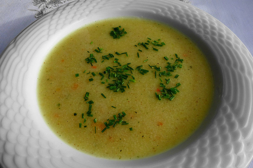 Gebrannte Grießsuppe