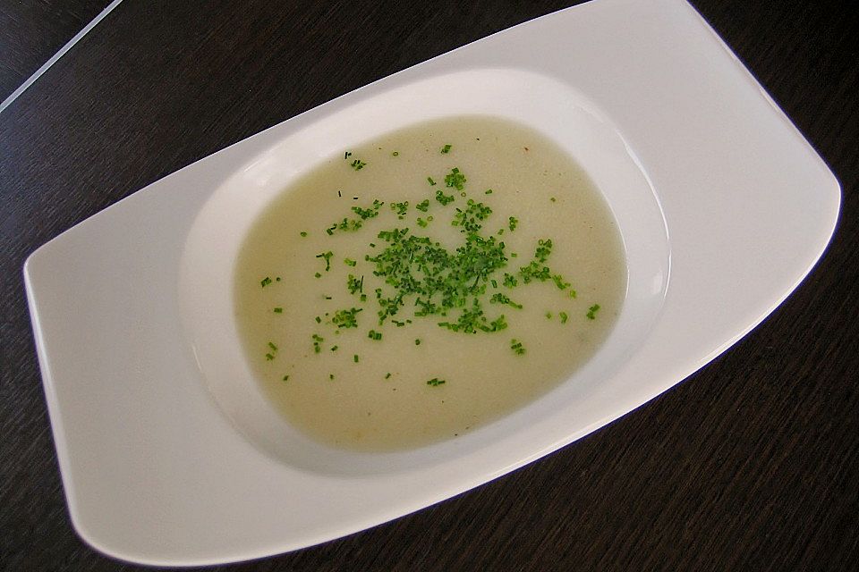 Gebrannte Grießsuppe